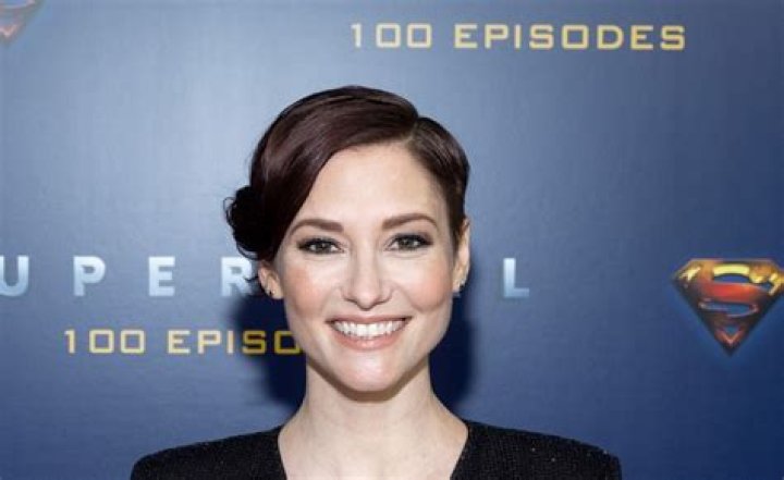 Chyler Leigh Net Worth, Age, Height, Husband, Family, Wiki 2024