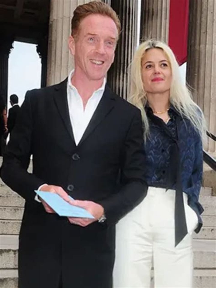 Damian Lewis Net Worth, Age, Height, Wife, Family, Wiki 2024