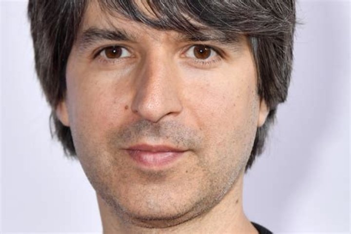 Demetri Martin Net Worth, Age, Height, Weight, Family, Wiki 2024