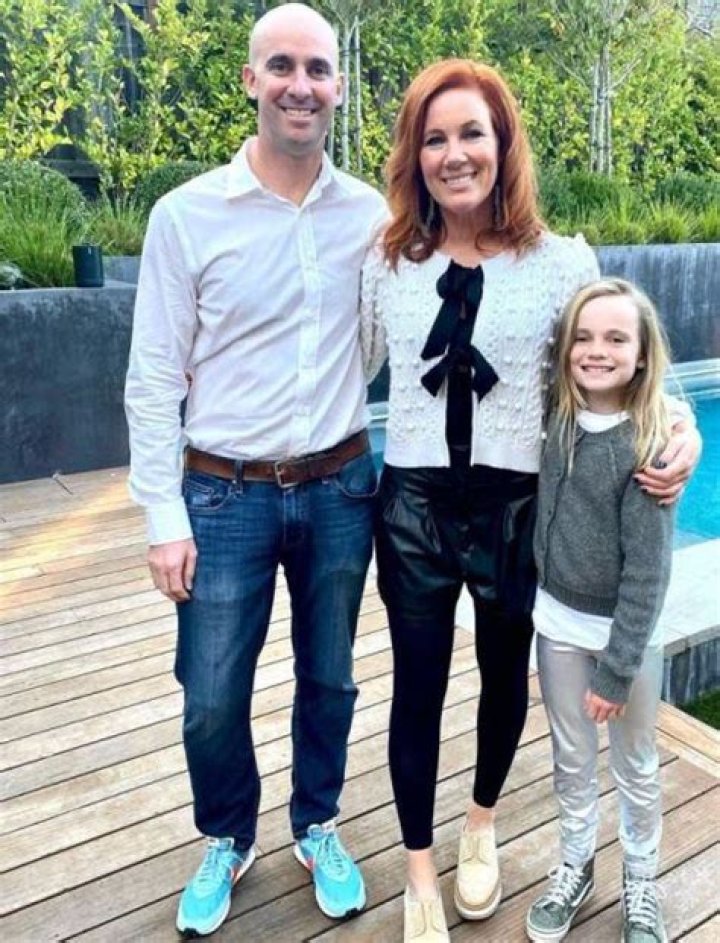 Elisa Donovan Net Worth, Age, Height, Husband, Family, Wiki 2024