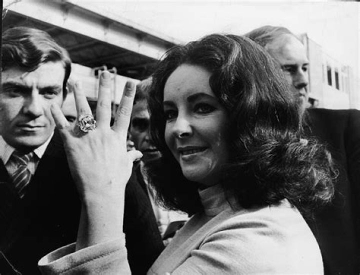 Elizabeth Taylor Net Worth at Death, Date, Place and Cause of Death, Family, etc