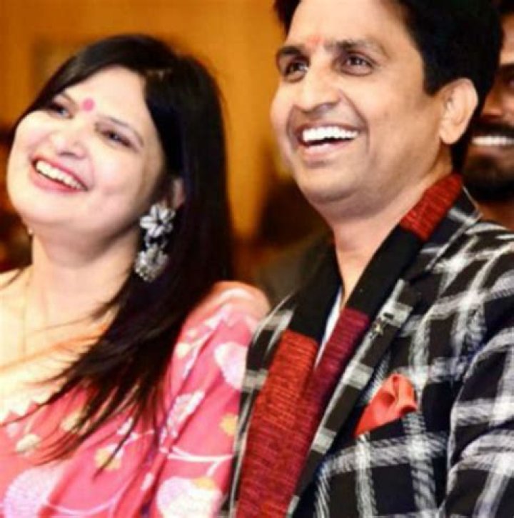 Kumar Vishwas Net Worth, Age, Height, Wife, Family, Wiki 2024