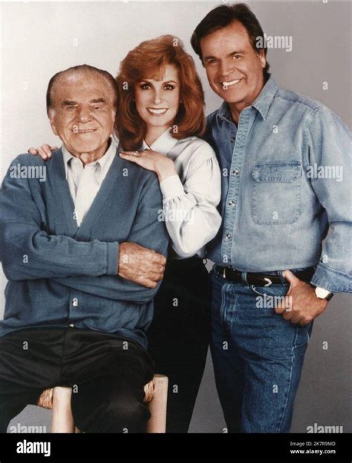 Lionel Stander Net Worth at Death, Date, Place and Cause of Death, Family, etc