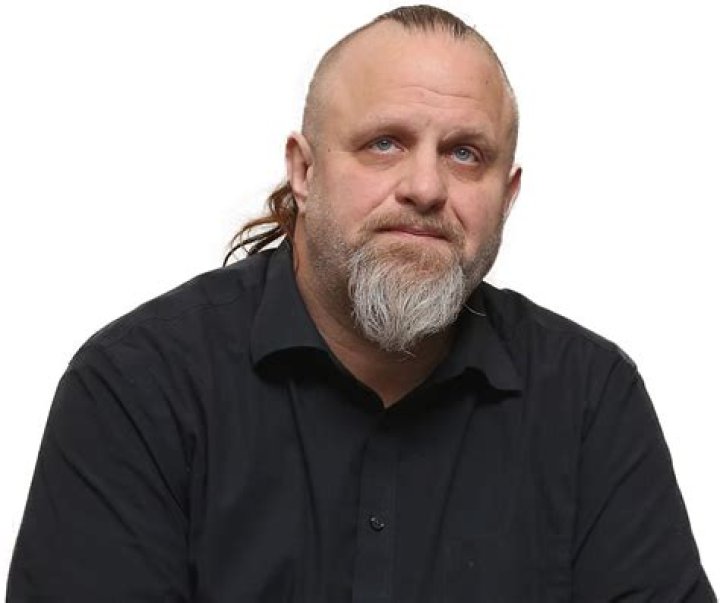 Shawn Crahan Net Worth, Age, Height, Husband, Family, Wiki 2024