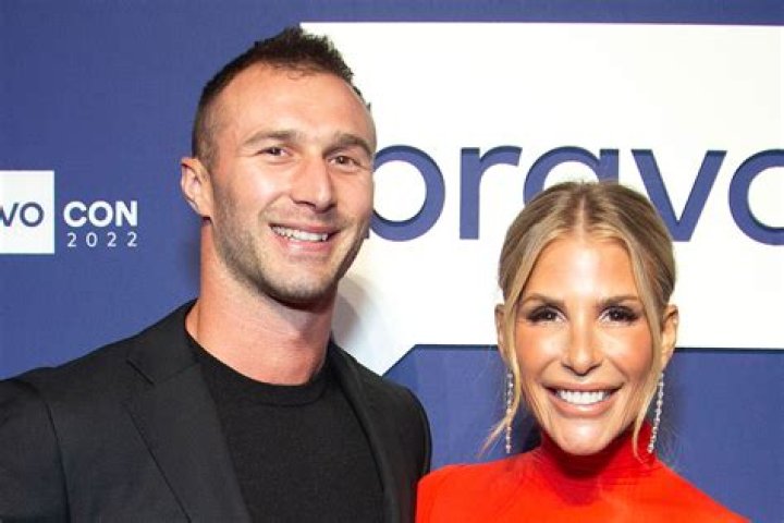 Tracy Tutor Net Worth, Age, Height, Husband, Family, Wiki 2024
