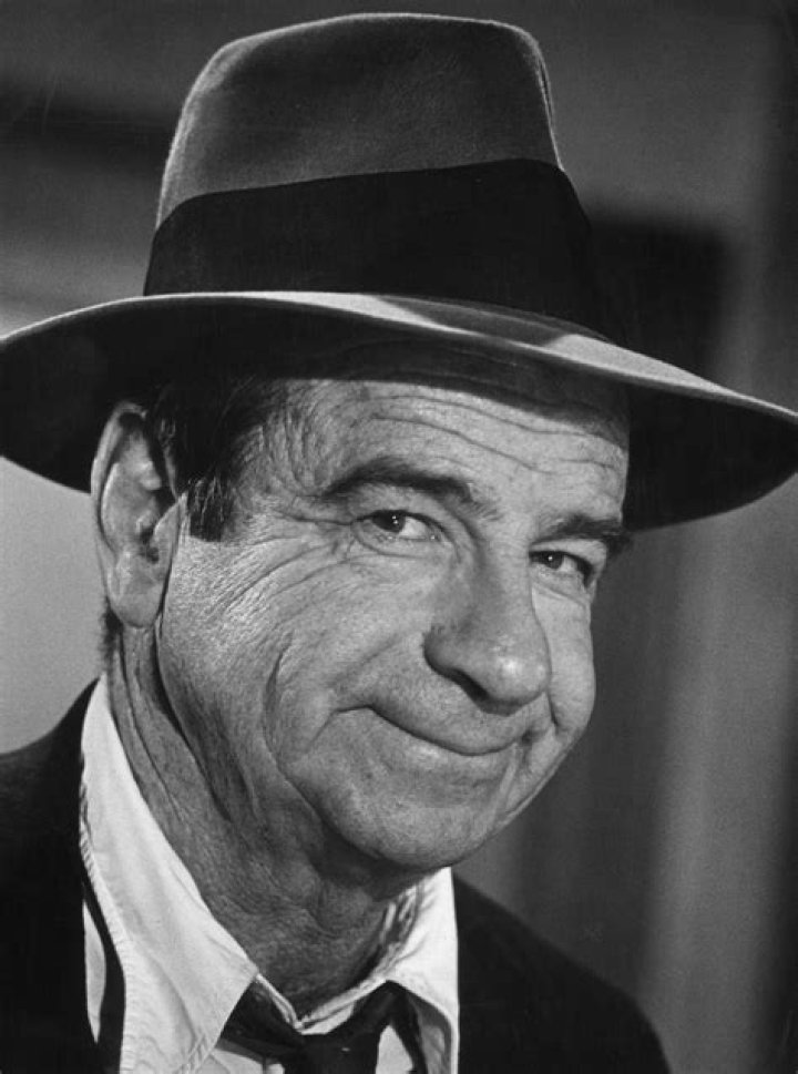 Walter Matthau Net Worth at Death, Date, Place and Cause of Death, Family, etc